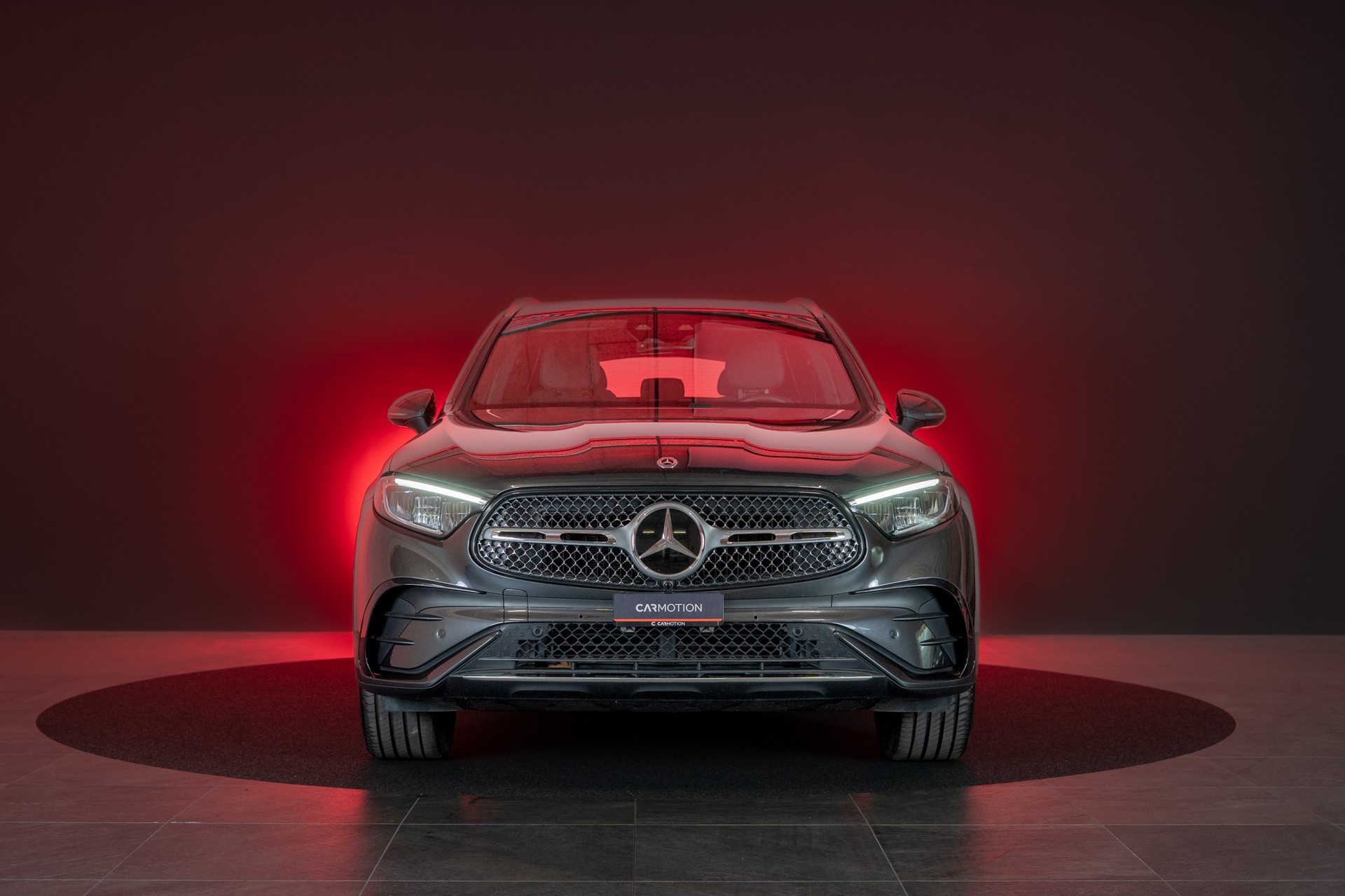 MERCEDES-BENZ GLC 300 d AMG Line 4matic / AMG-Line / EL. Memory Sitze / Ambiente Beleuchtung / Rückfahrkamera-showroom-element-1