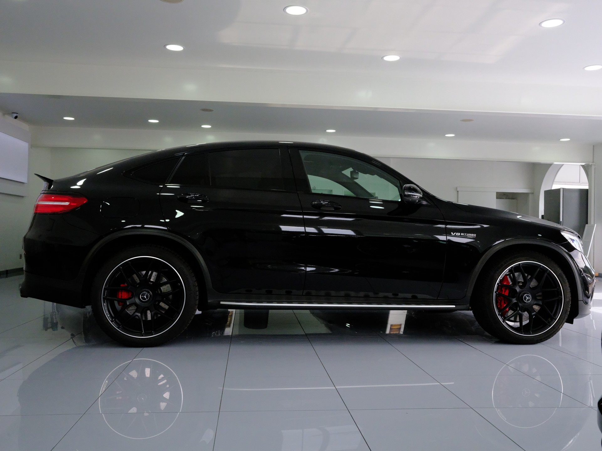 MERCEDES-BENZ GLC Coupé 63 S AMG Edition 1 4Matic+ 9G-Tronic-image-7