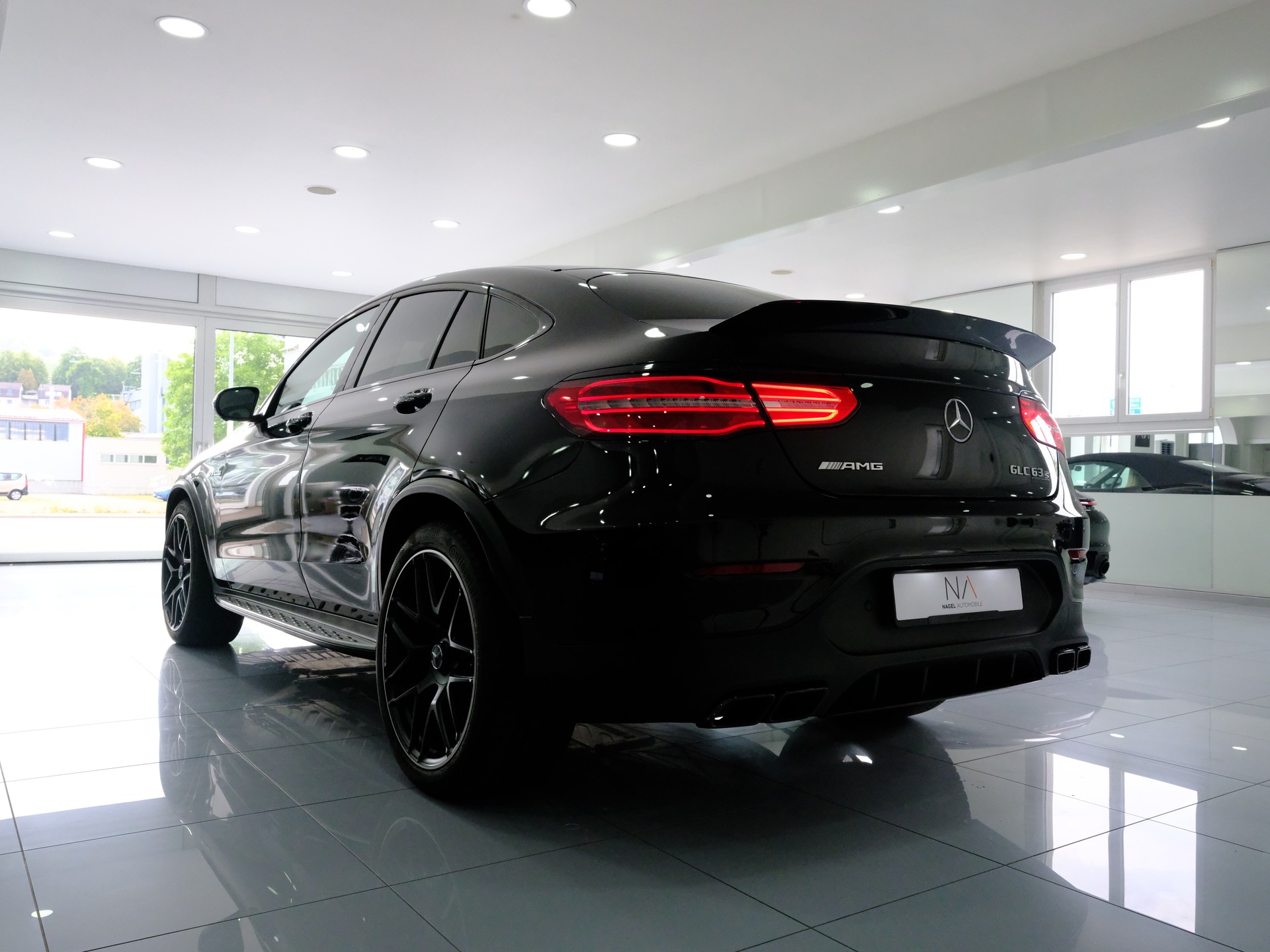 MERCEDES-BENZ GLC Coupé 63 S AMG Edition 1 4Matic+ 9G-Tronic-image-4