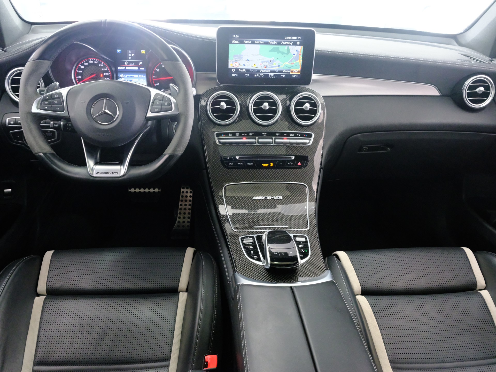 MERCEDES-BENZ GLC Coupé 63 S AMG Edition 1 4Matic+ 9G-Tronic-image-12