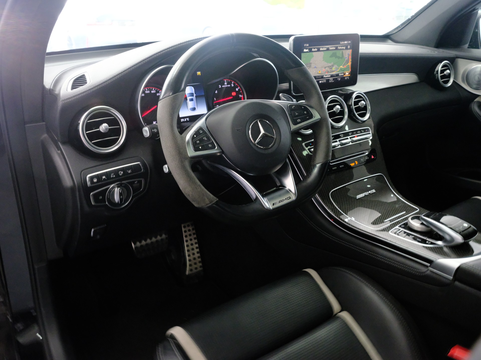 MERCEDES-BENZ GLC Coupé 63 S AMG Edition 1 4Matic+ 9G-Tronic-image-8