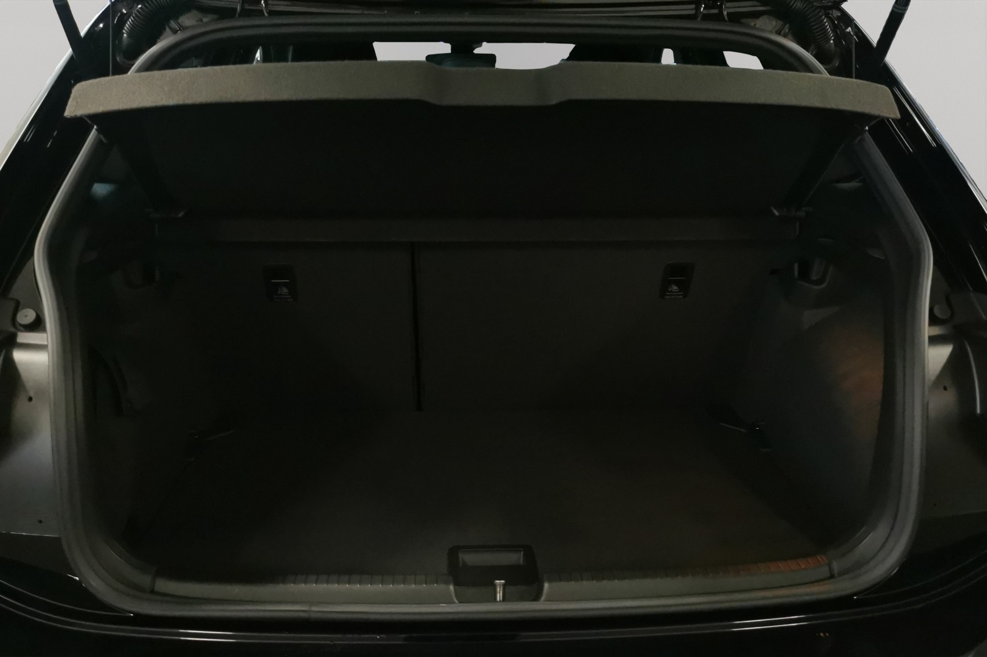 VW Polo 1.0 TSI R-Line DSG-image-12