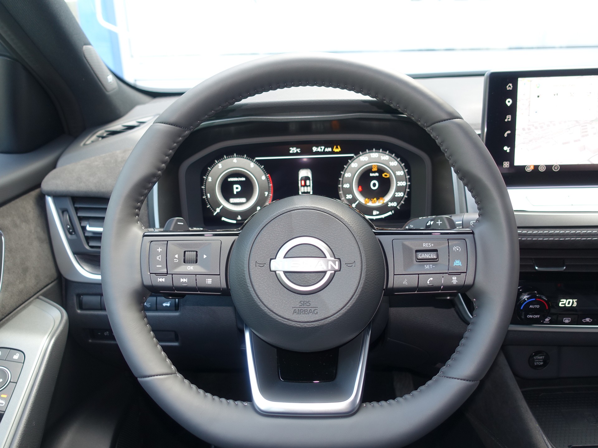 NISSAN Qashqai 1.3 DIG-T MHEV Tekna+ Xtronic 4x4-image-18