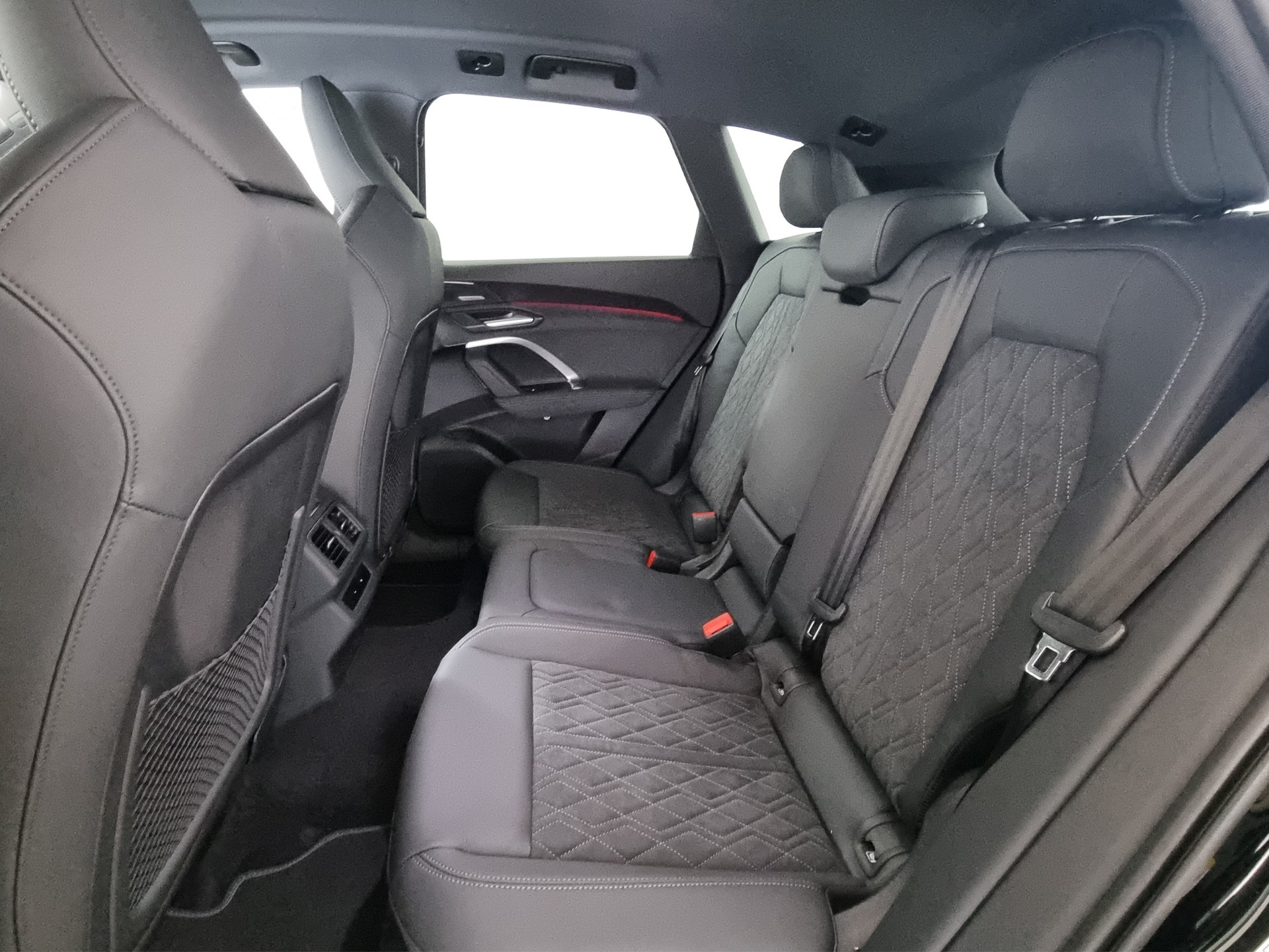 AUDI SQ5 TFSI quattro S-tronic-image-6