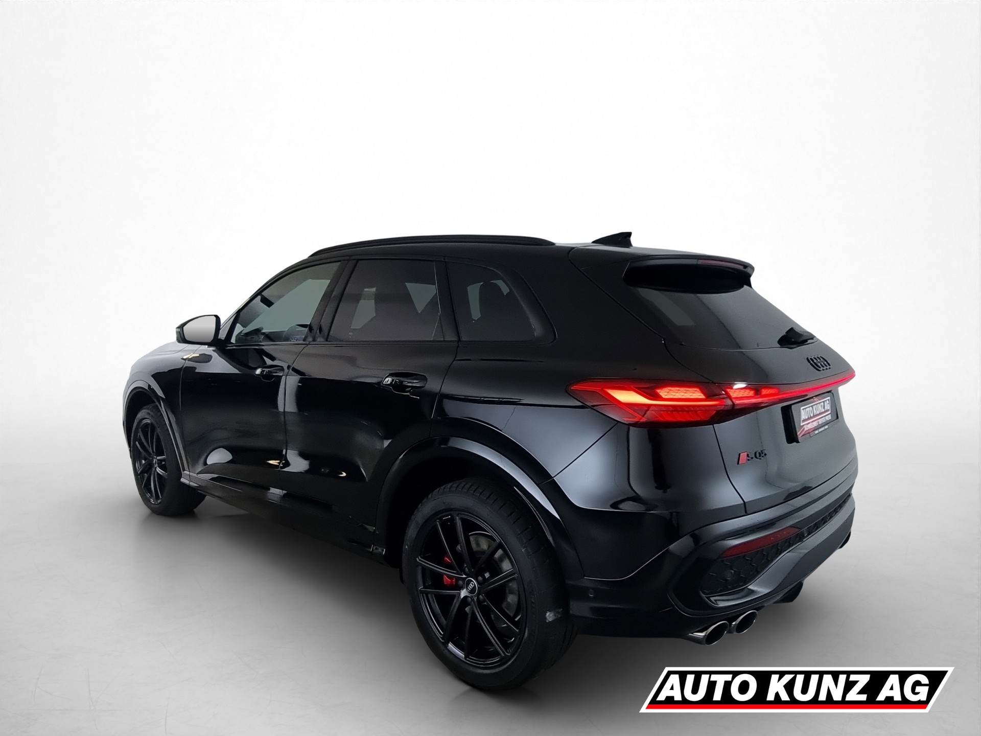 AUDI SQ5 TFSI quattro S-tronic-image-3