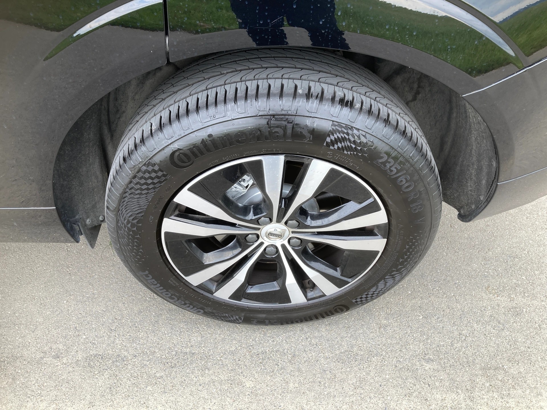 VOLVO XC60 T4 Momentum Geartronic-image-6