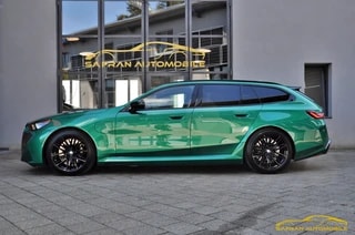 BMW M5 xDrive Touring-image-3