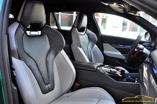 BMW M5 xDrive Touring-image-9