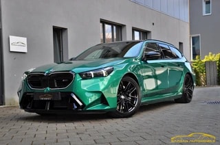 BMW M5 xDrive Touring-image-0