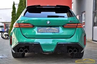 BMW M5 xDrive Touring-image-5