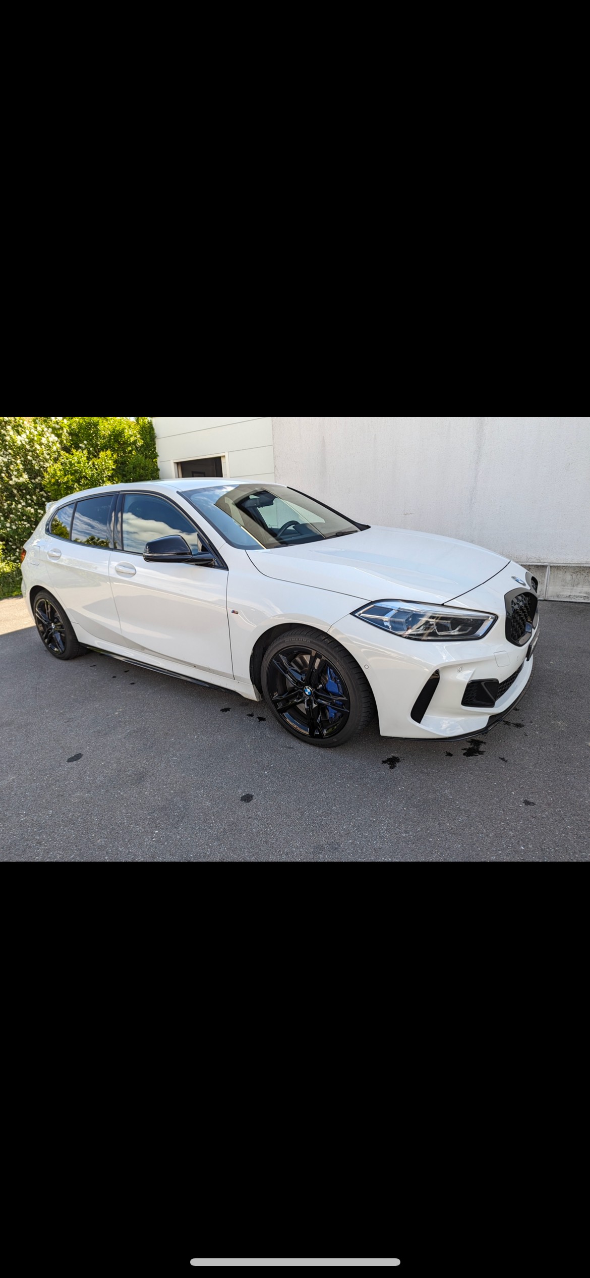 BMW M135i xDrive-image-0
