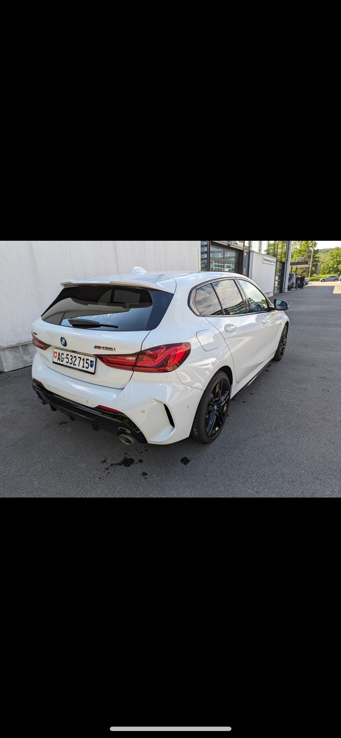 BMW M135i xDrive-image-1