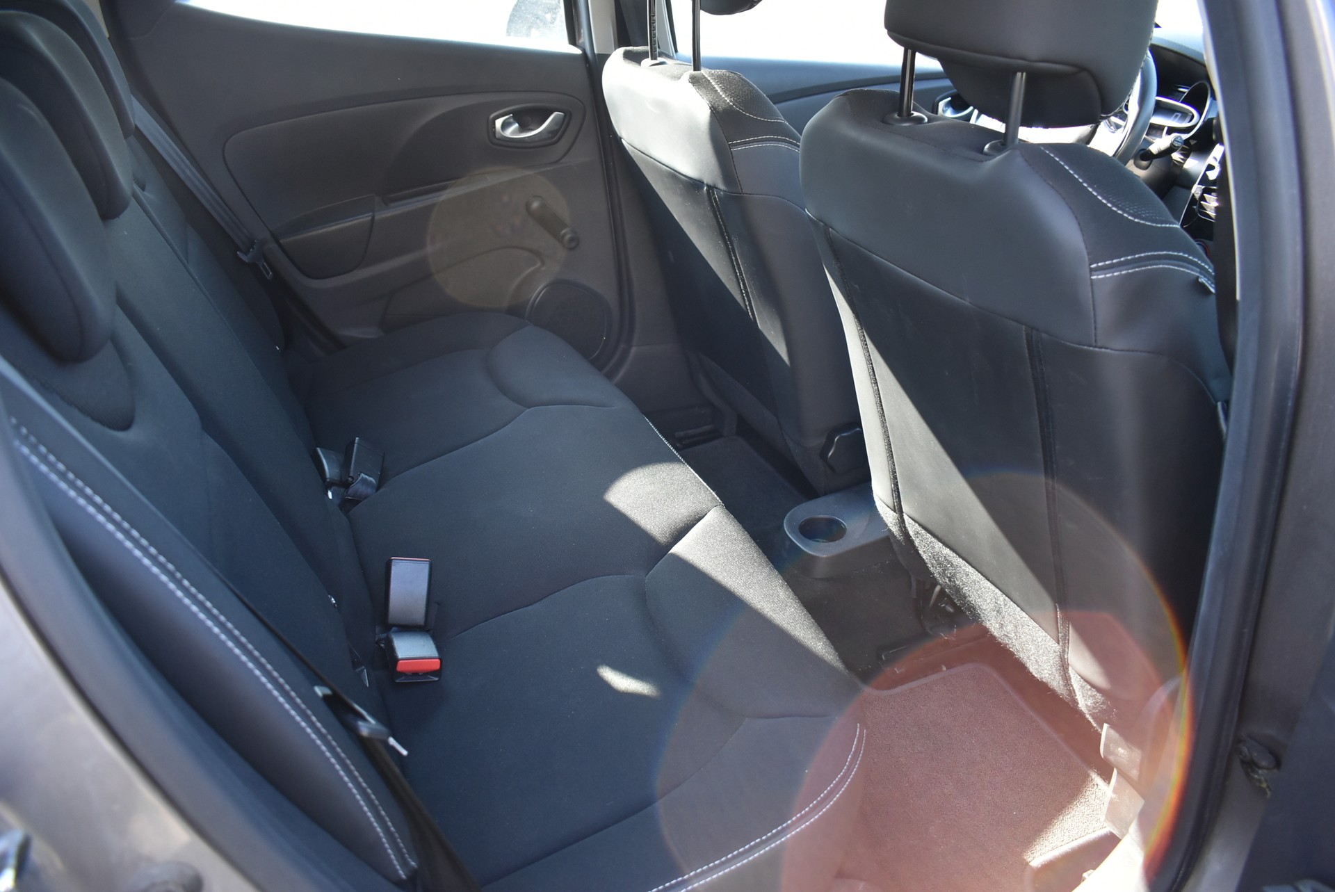 RENAULT Clio 0.9 12V Expression-image-4