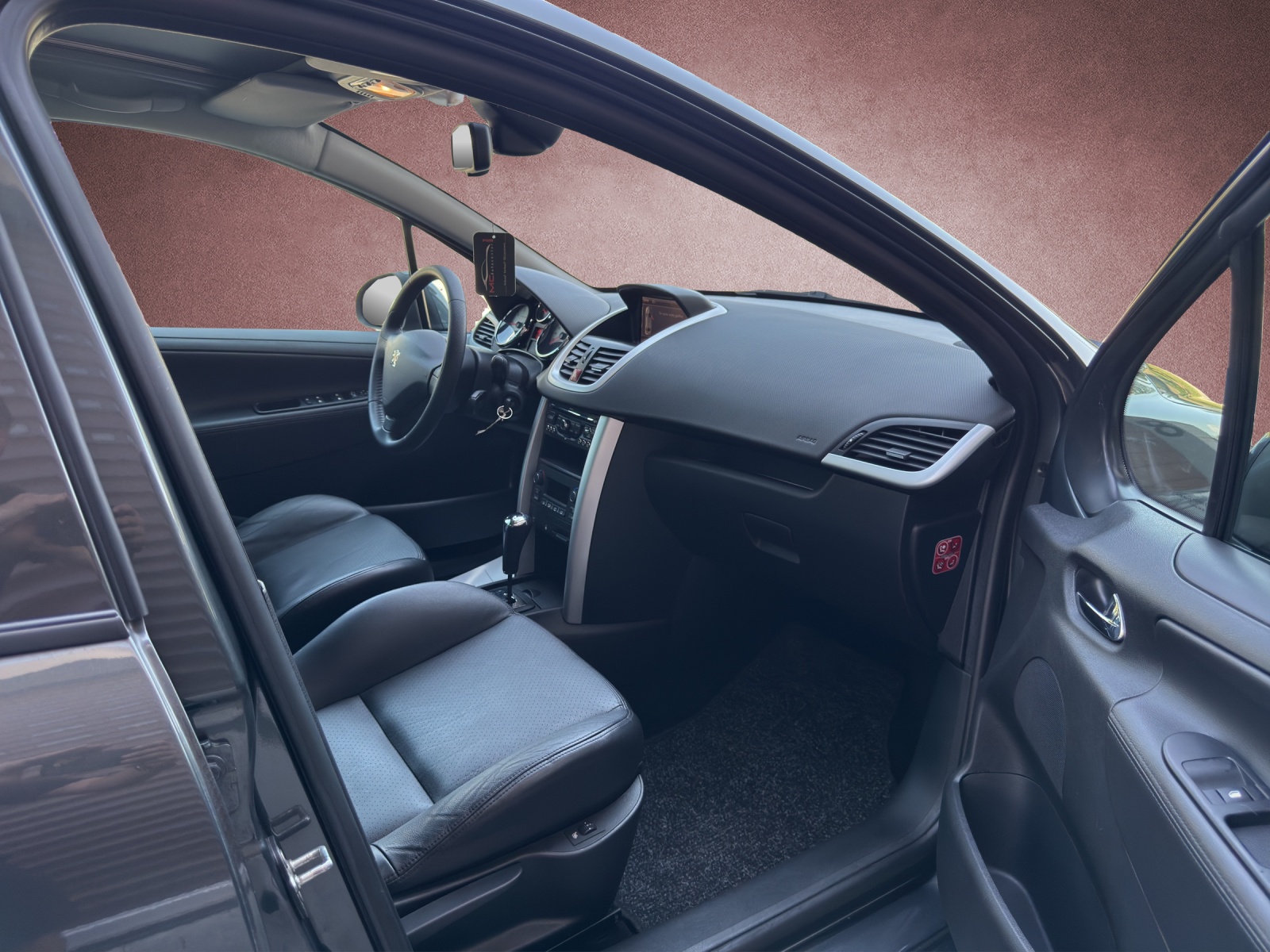 PEUGEOT 207 SW 1.6 16V Sport Automatic-image-10