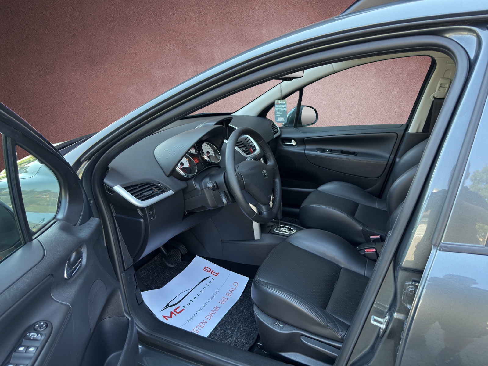 PEUGEOT 207 SW 1.6 16V Sport Automatic-image-5