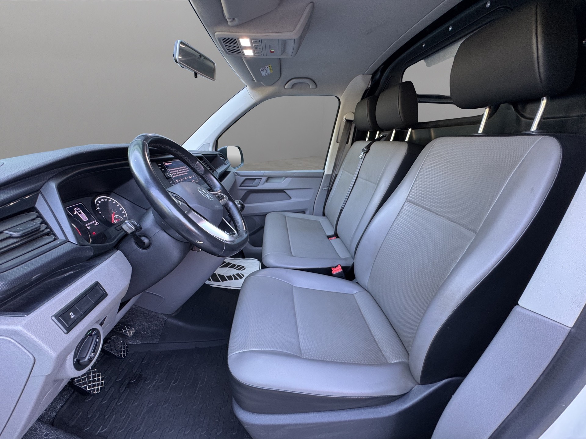 VW T6.1 2.0 TDI 4Motion **Anhängerkupplung**-image-8