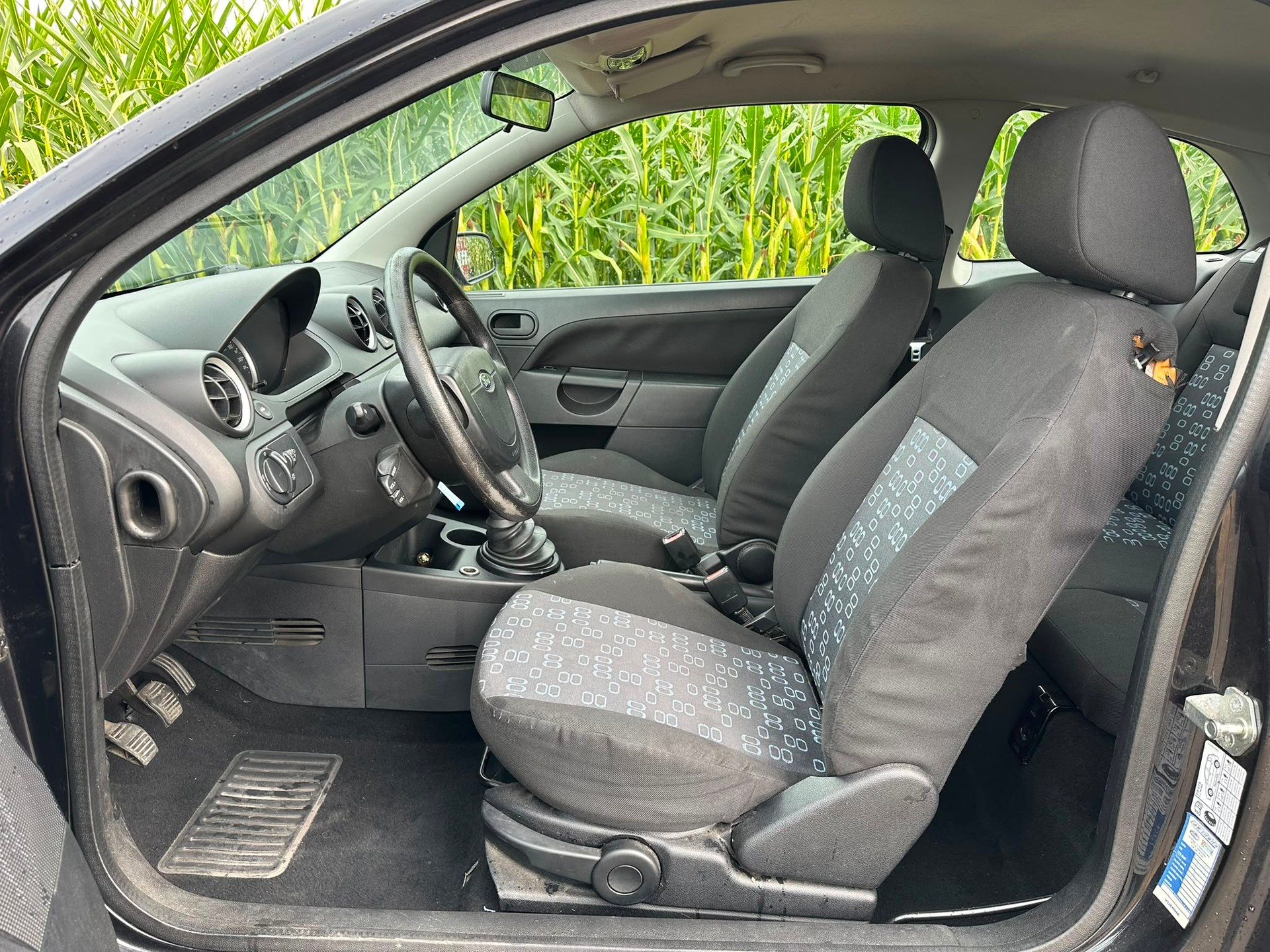 FORD Fiesta 1.25 16V Ambiente-image-10