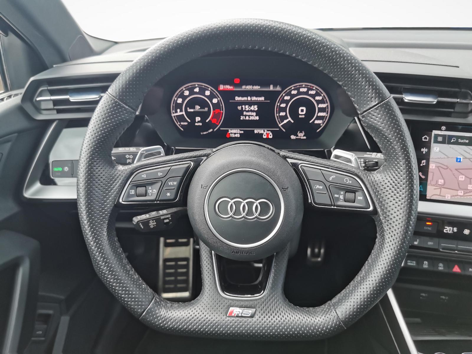 AUDI RS3 Sportback 2.5 TFSI quattro S-Tronic-image-4
