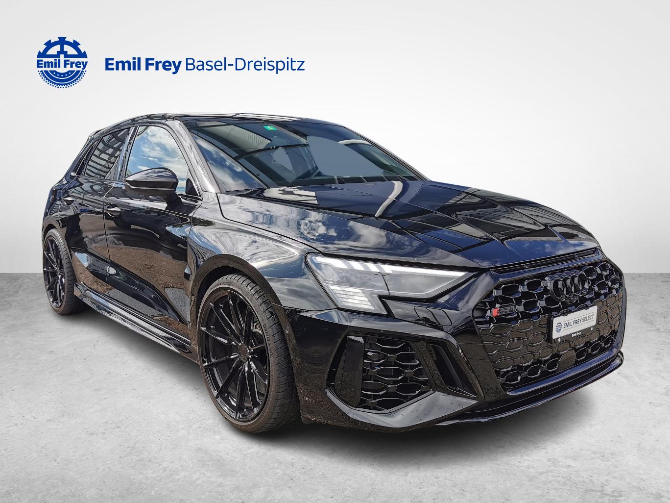 AUDI RS3 Sportback 2.5 TFSI quattro S-Tronic-image-12