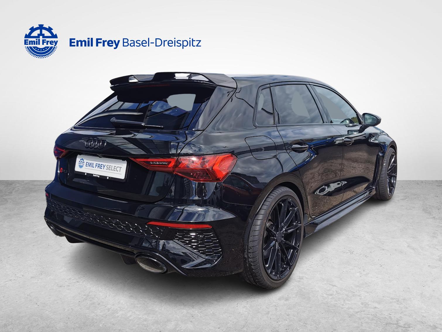 AUDI RS3 Sportback 2.5 TFSI quattro S-Tronic-image-10