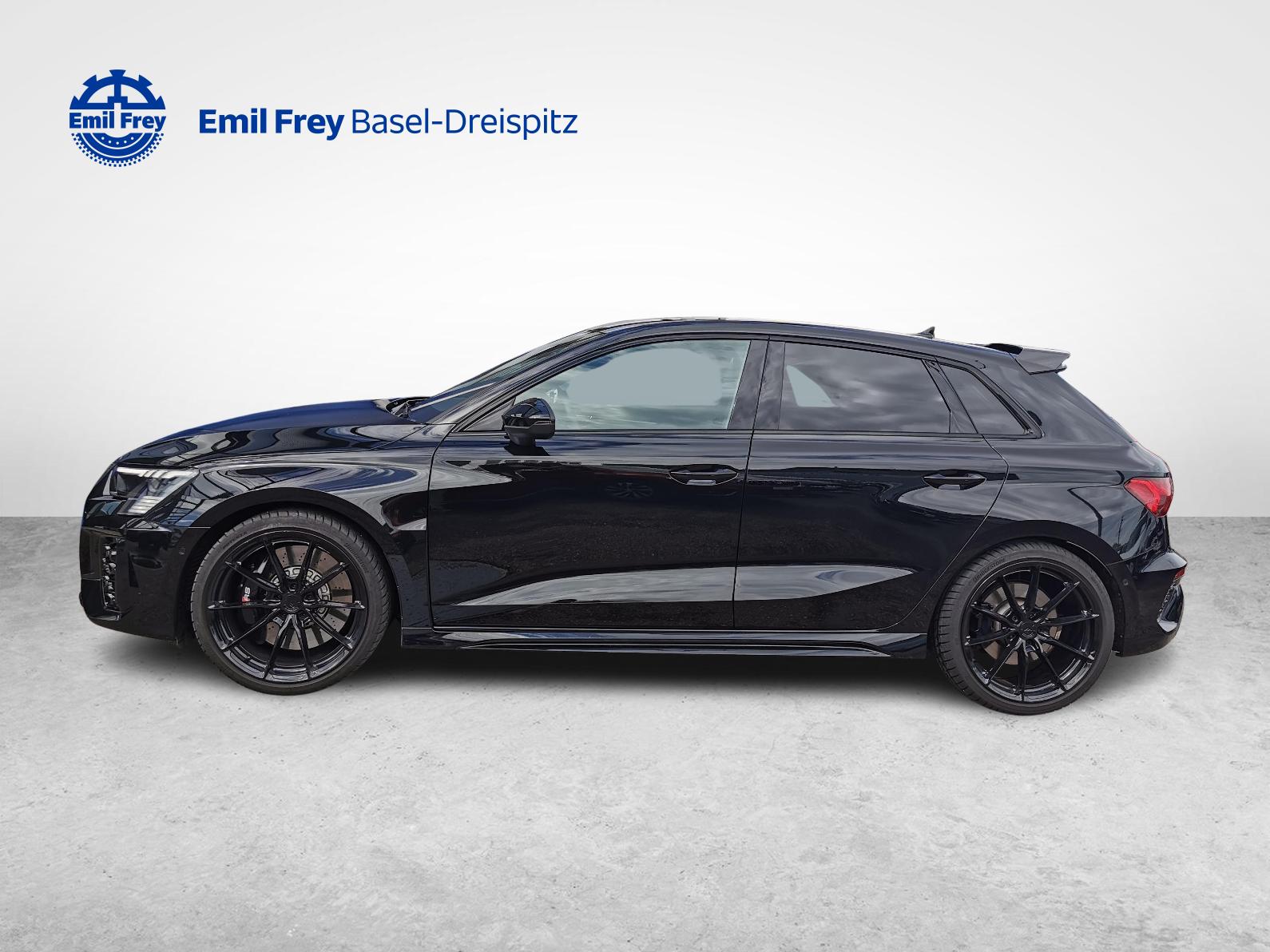 AUDI RS3 Sportback 2.5 TFSI quattro S-Tronic-image-2