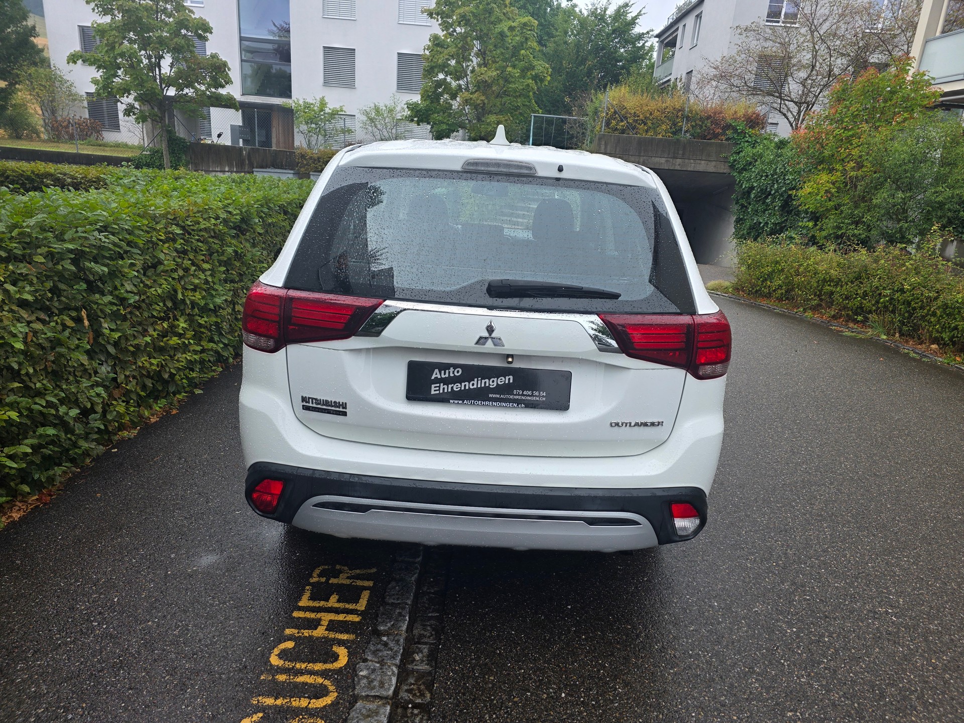 MITSUBISHI Outlander 2.0 Pure 2WD-image-4