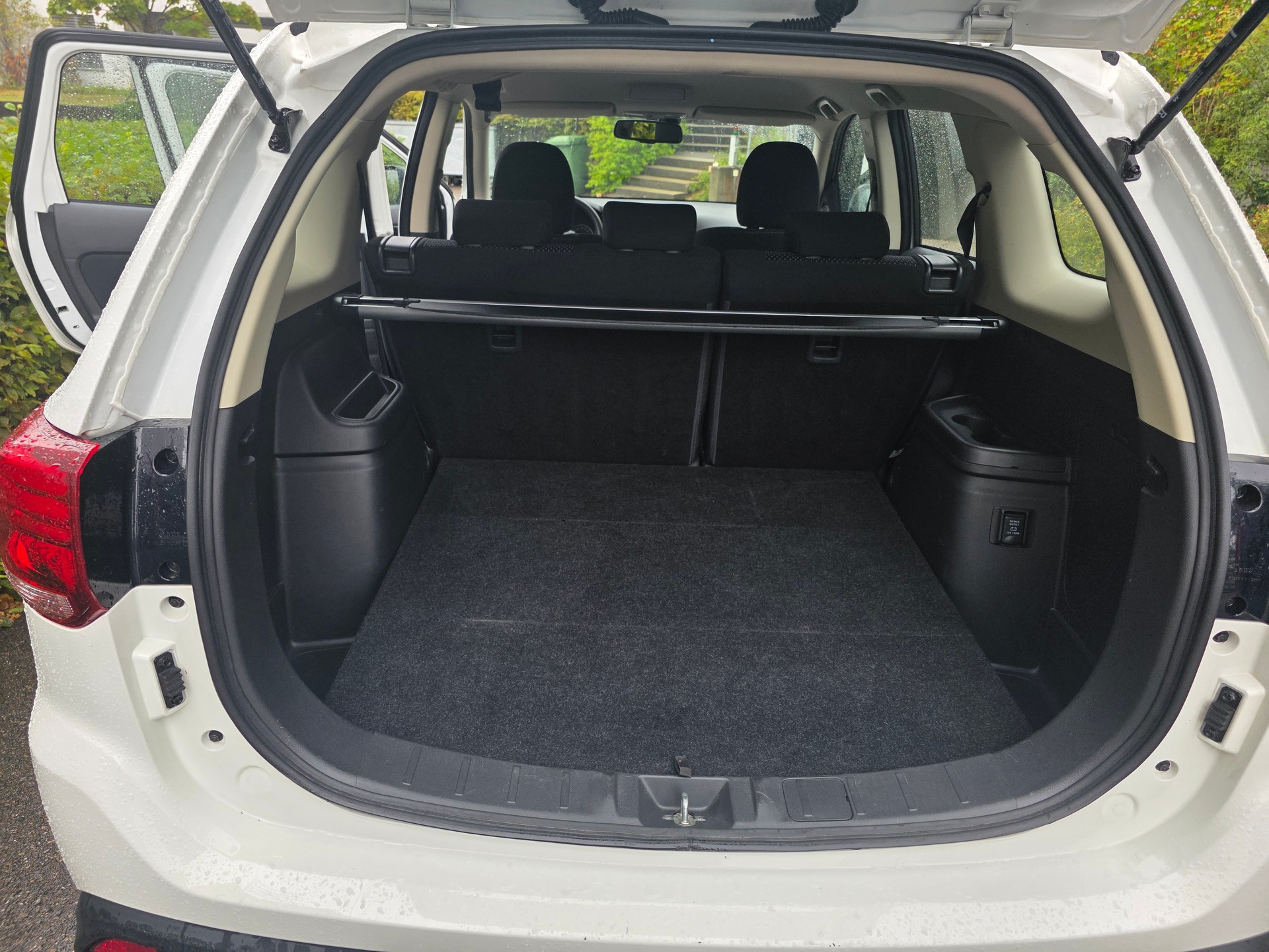 MITSUBISHI Outlander 2.0 Pure 2WD-image-9