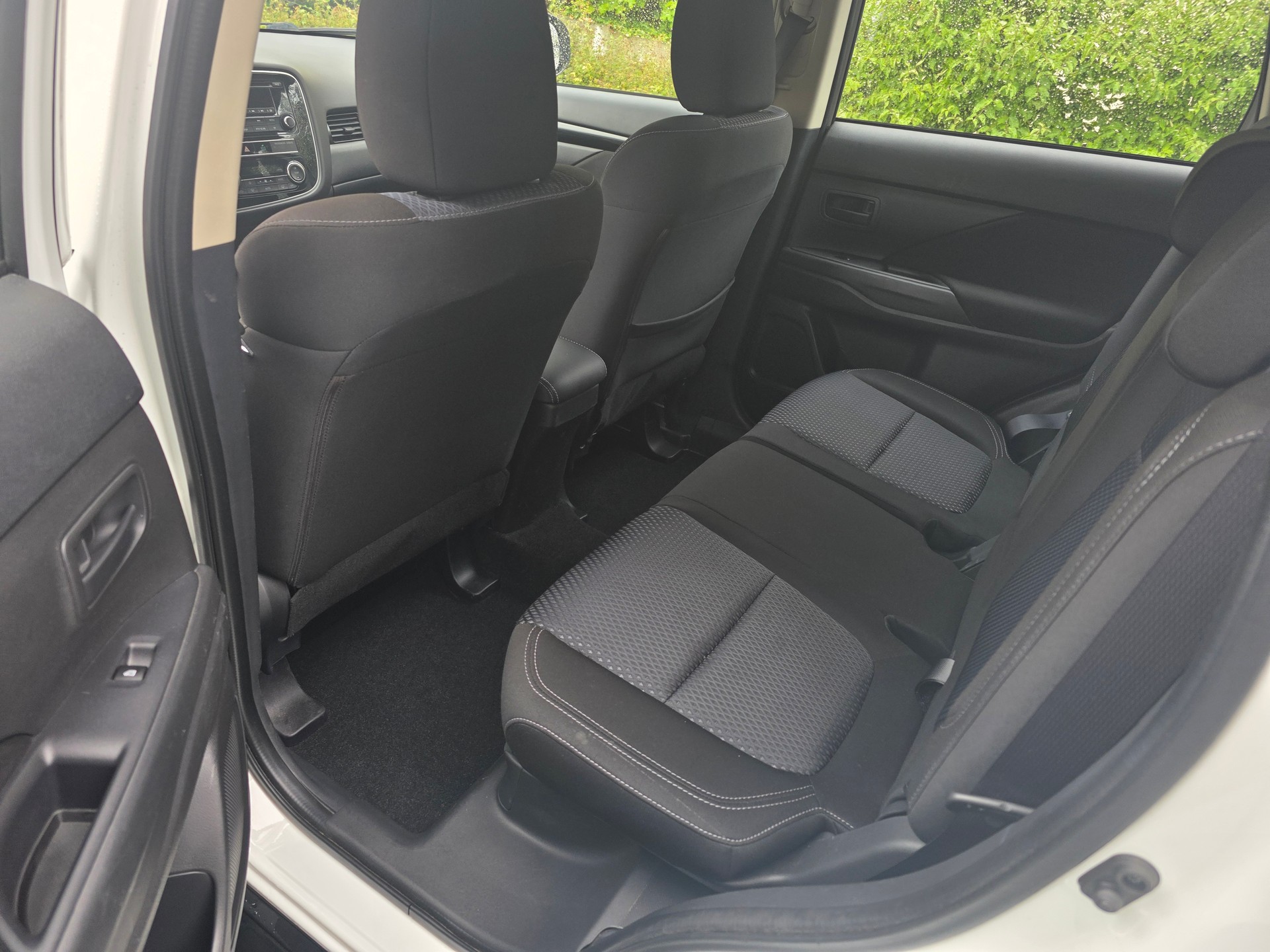 MITSUBISHI Outlander 2.0 Pure 2WD-image-7