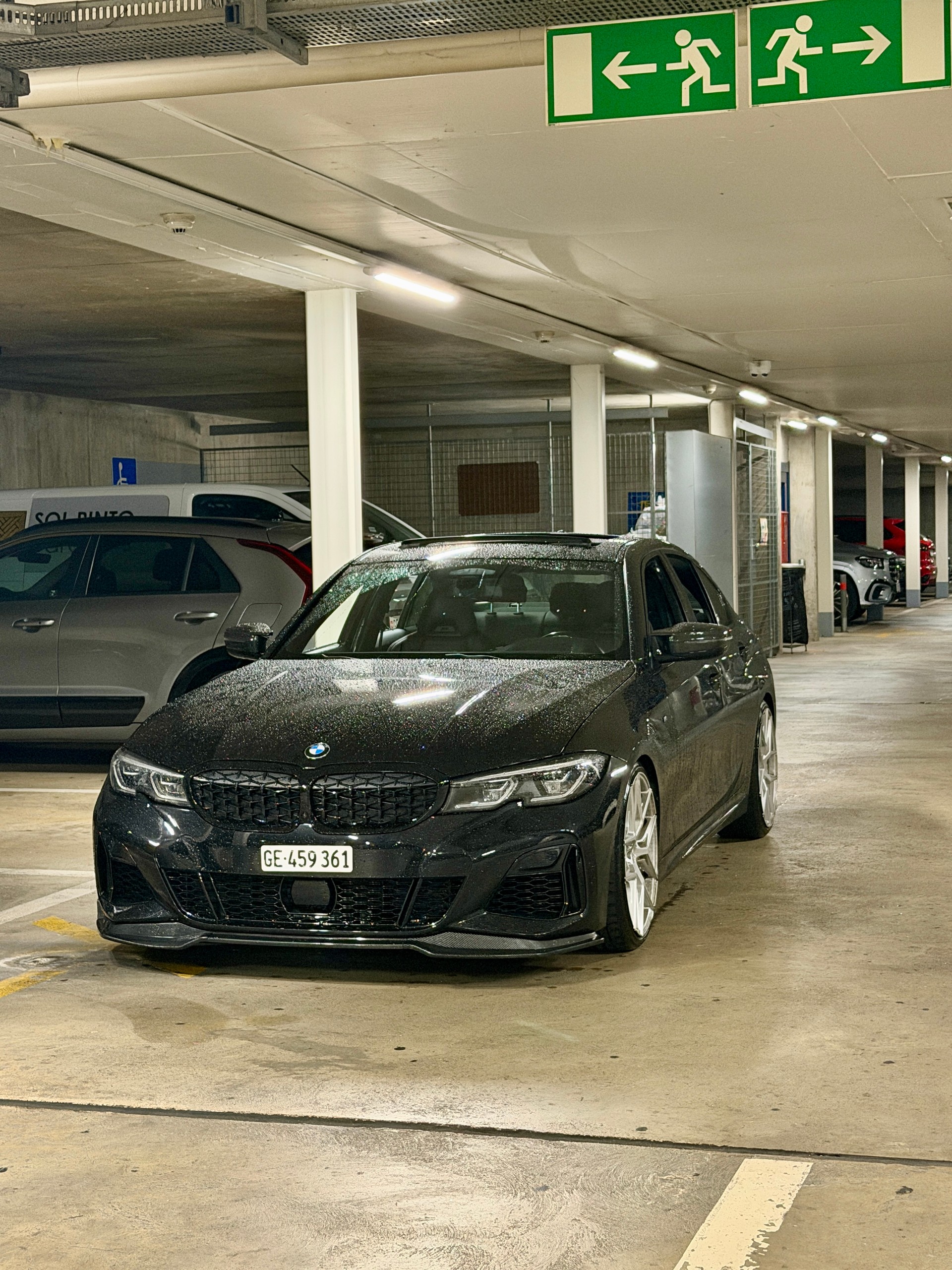 BMW M340i xDrive-image-4