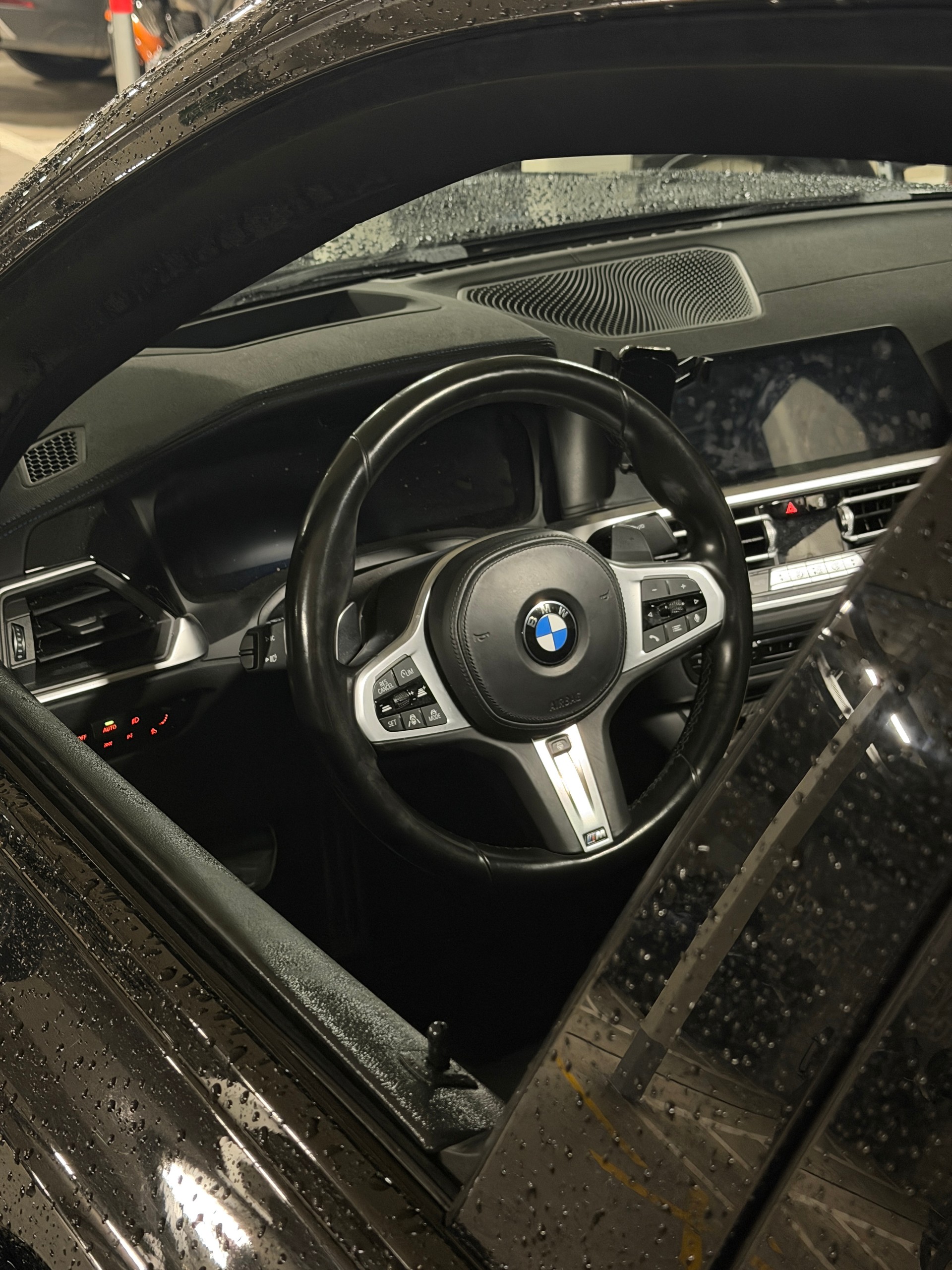 BMW M340i xDrive-image-5