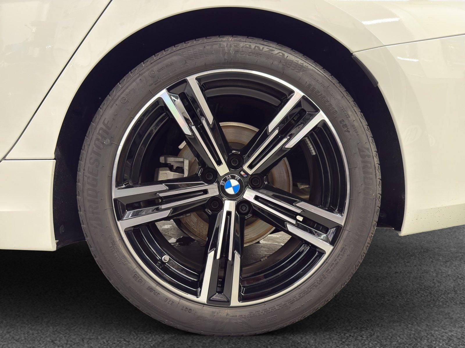 BMW 320d xDrive Touring M Sport-image-9