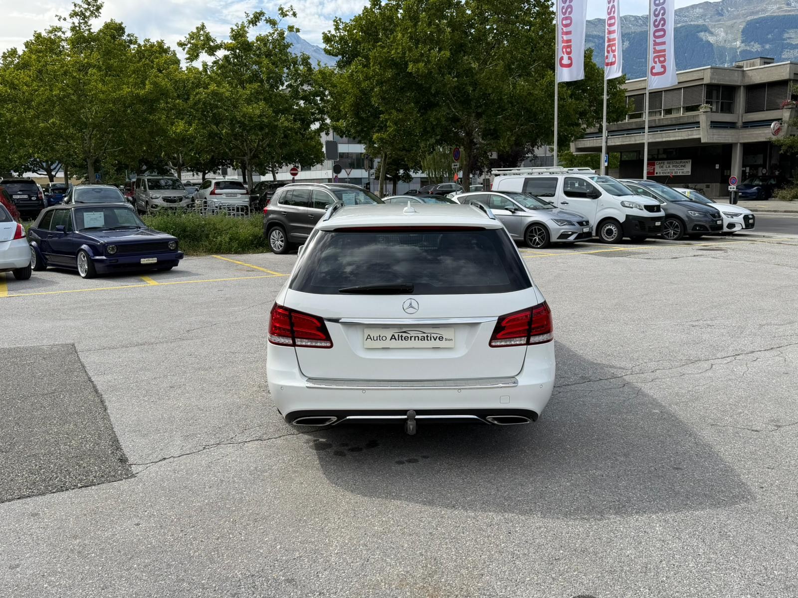 MERCEDES-BENZ E 250 CDI Avantgarde 4Matic 7G-Tronic-image-6