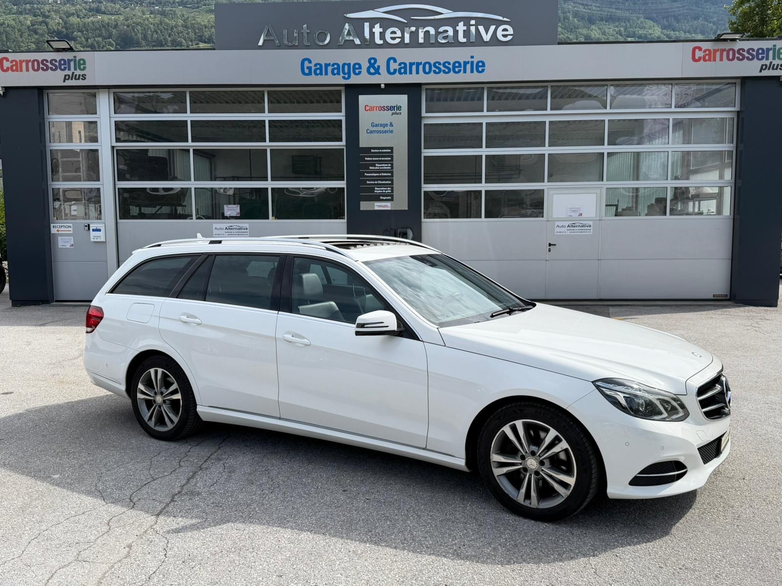 MERCEDES-BENZ E 250 CDI Avantgarde 4Matic 7G-Tronic-image-2