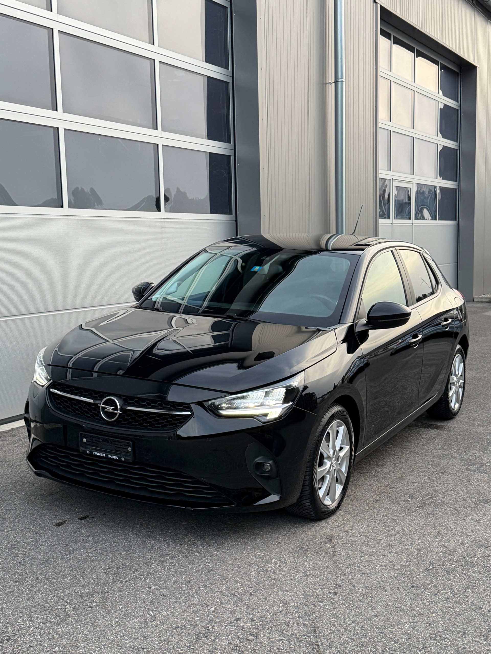 OPEL Corsa 1.2 TP Elegance-image-7
