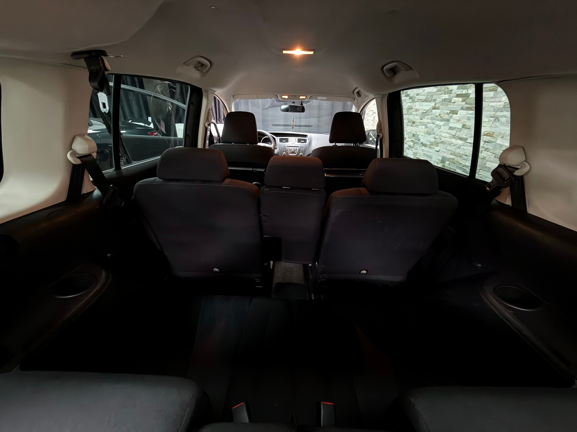 MAZDA 5 2.0 16V Sport 7-Plätzer-image-18