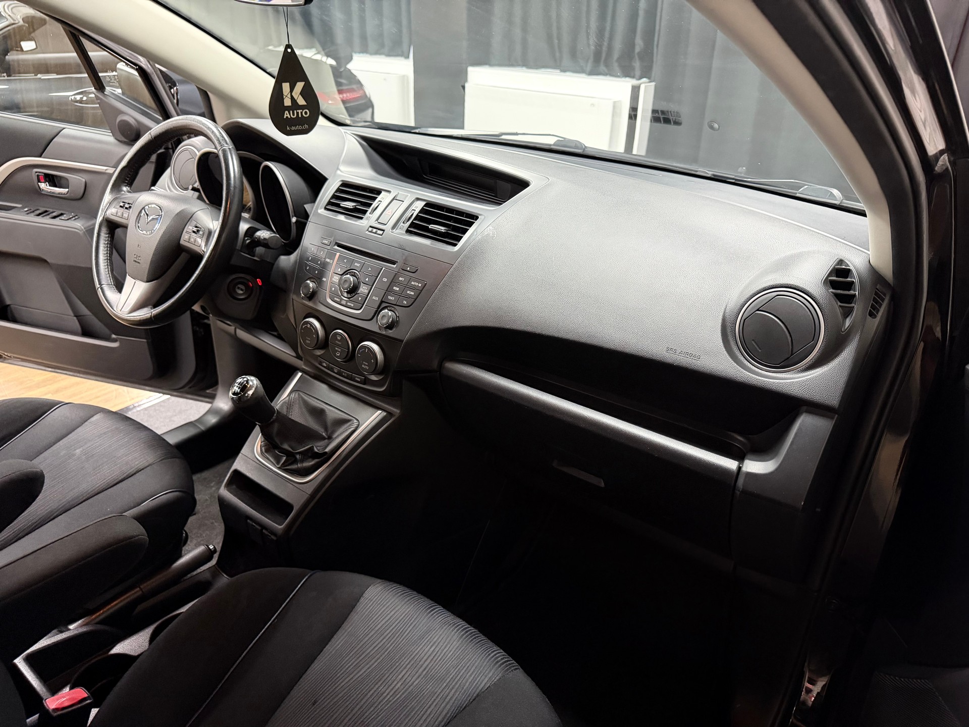 MAZDA 5 2.0 16V Sport 7-Plätzer-image-21
