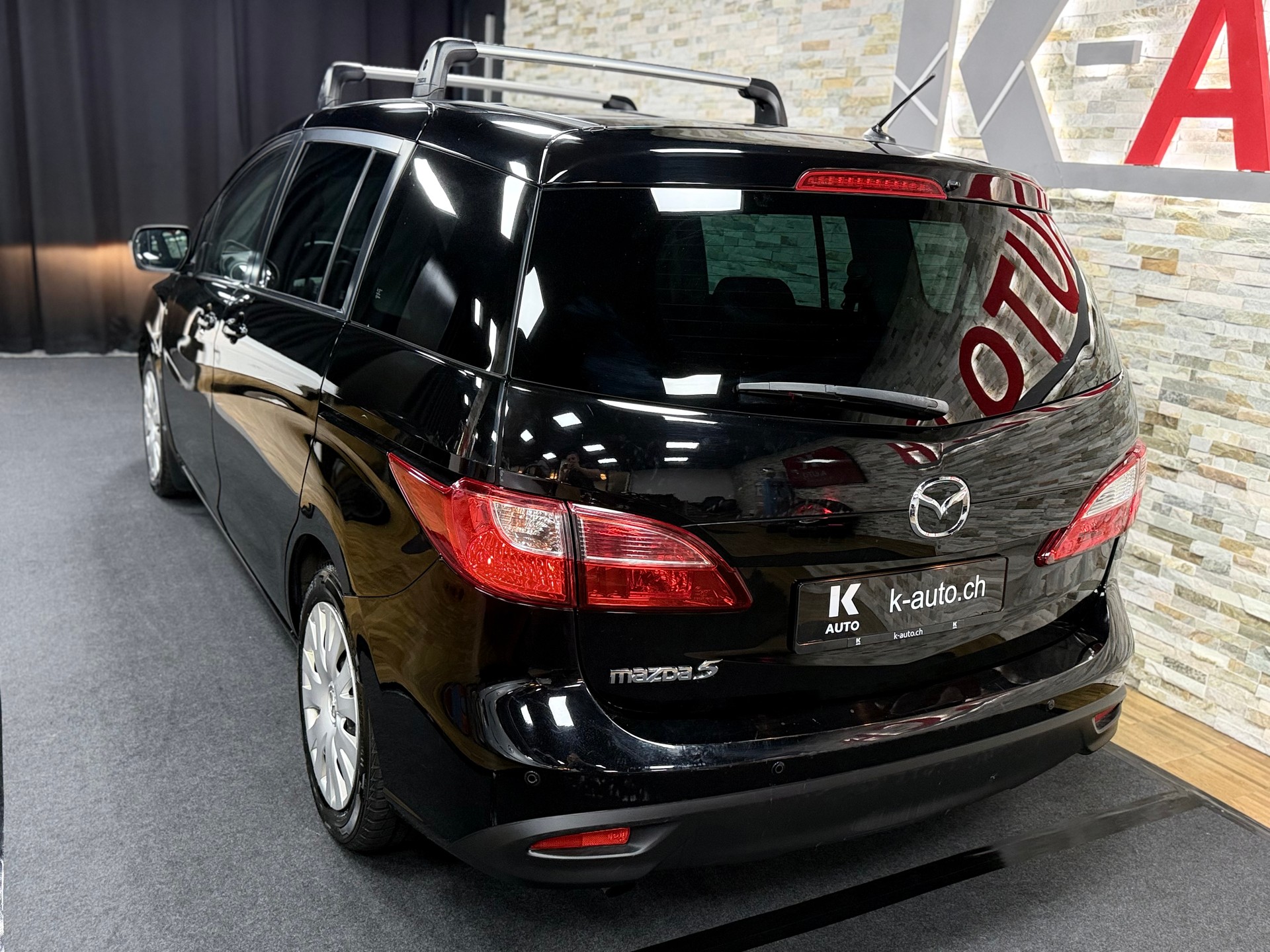 MAZDA 5 2.0 16V Sport 7-Plätzer-image-1