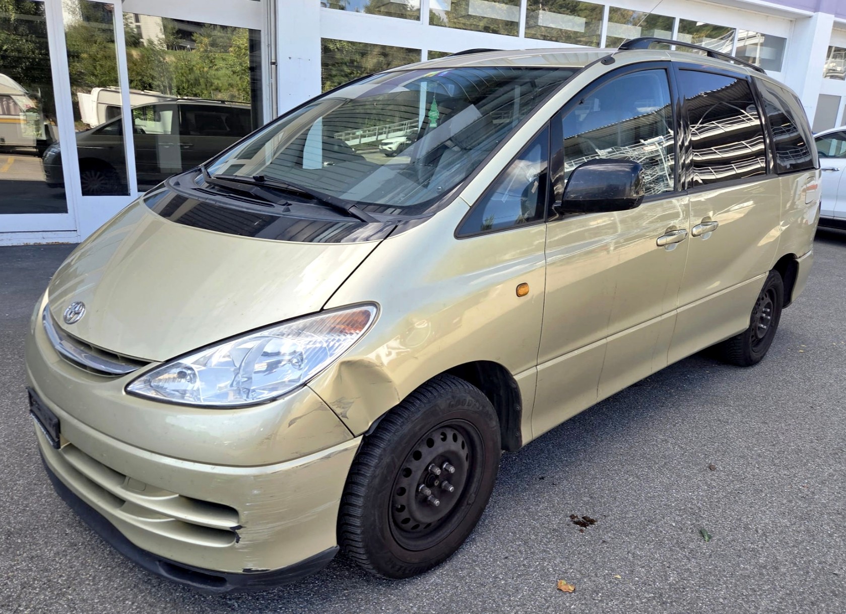 TOYOTA Previa 2.4 Linea Luna-image-2