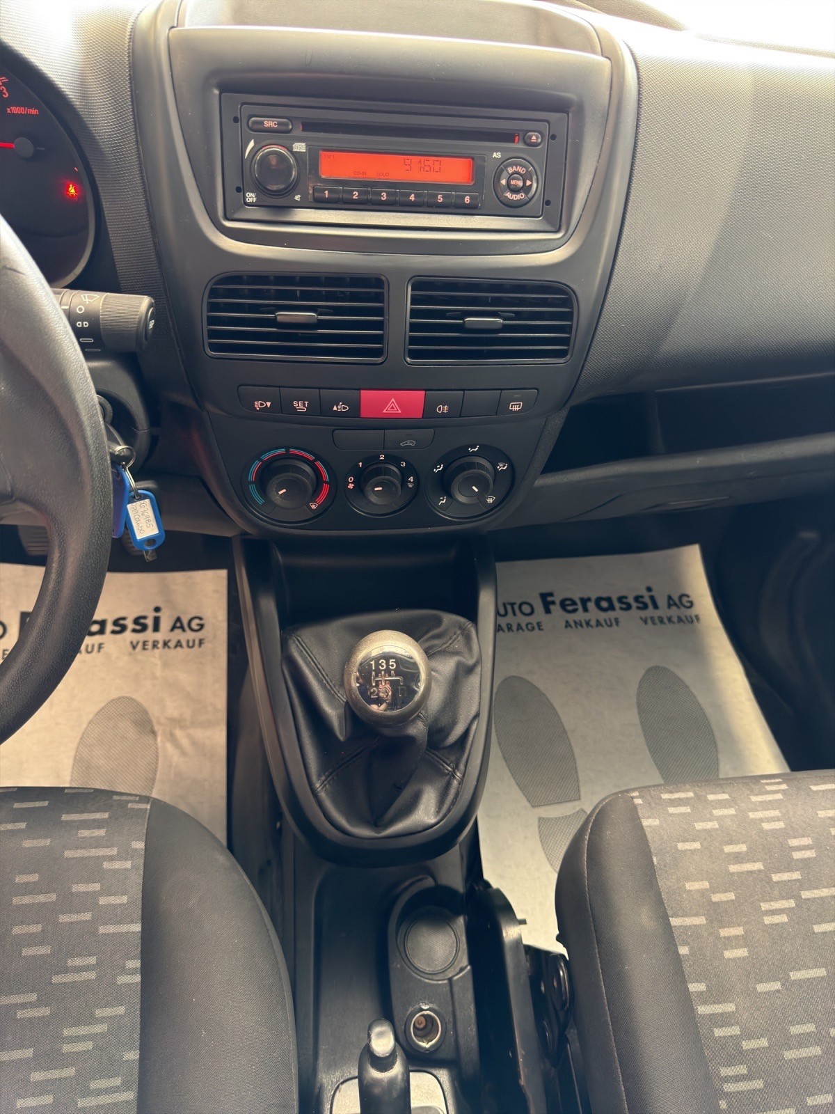 OPEL Combo 1.4i 2.2 L1H1-image-12
