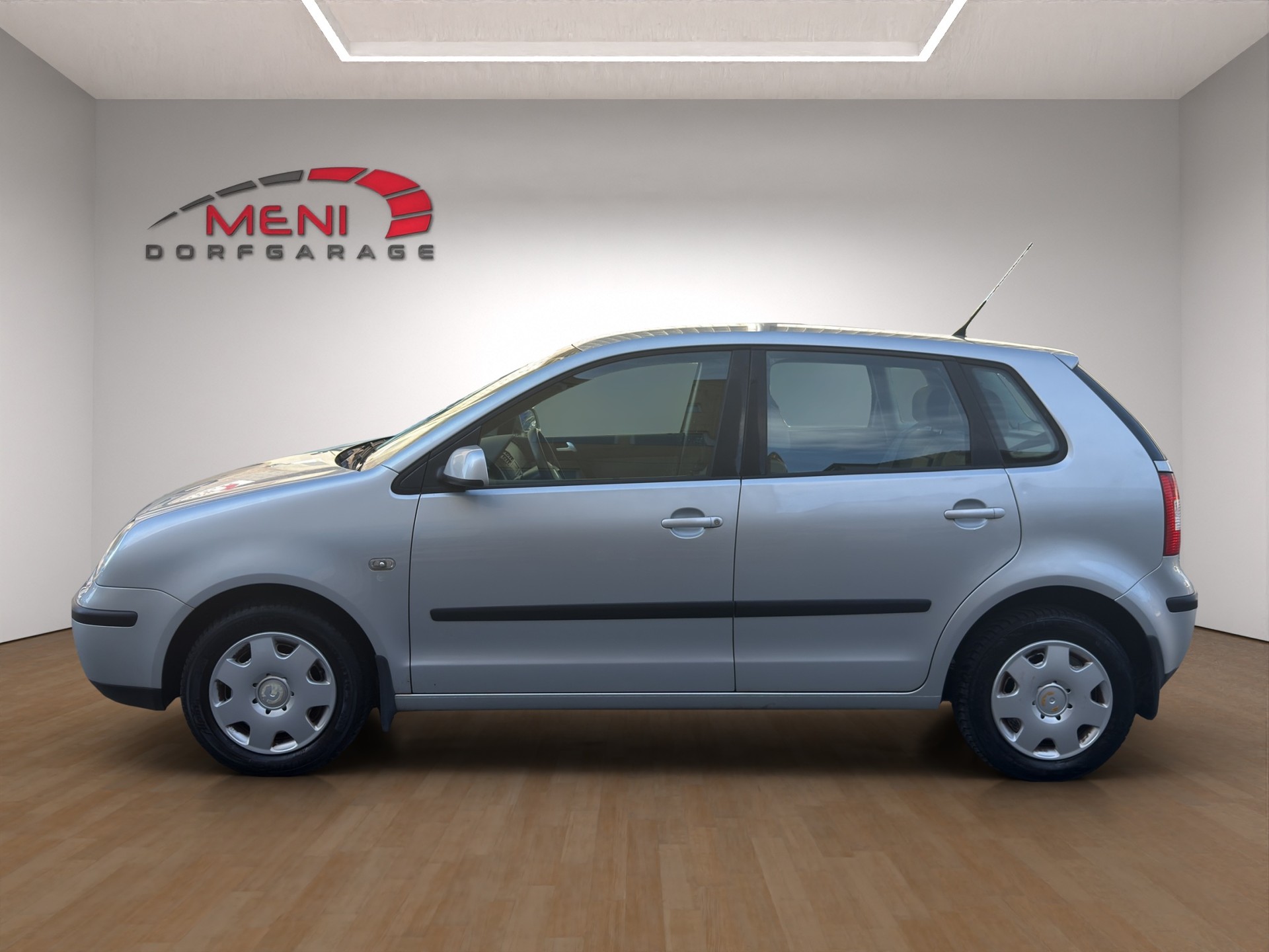 VW Polo 1.4 16V Highline-image-3