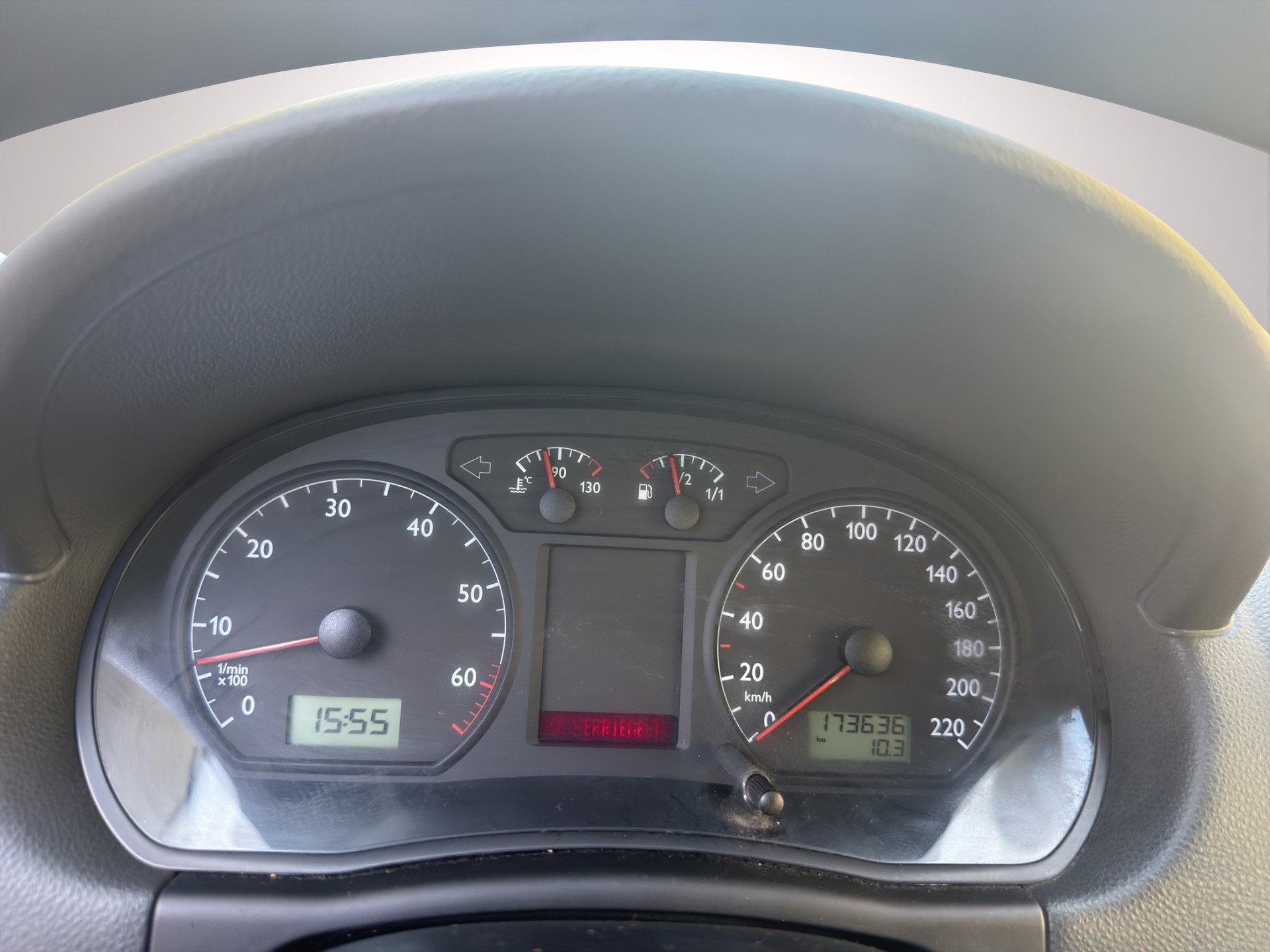 VW Polo 1.4 16V Highline-image-10