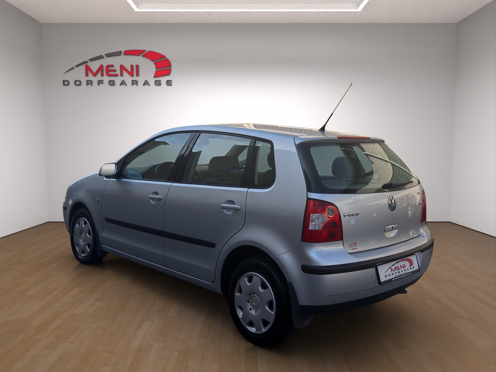 VW Polo 1.4 16V Highline-image-4