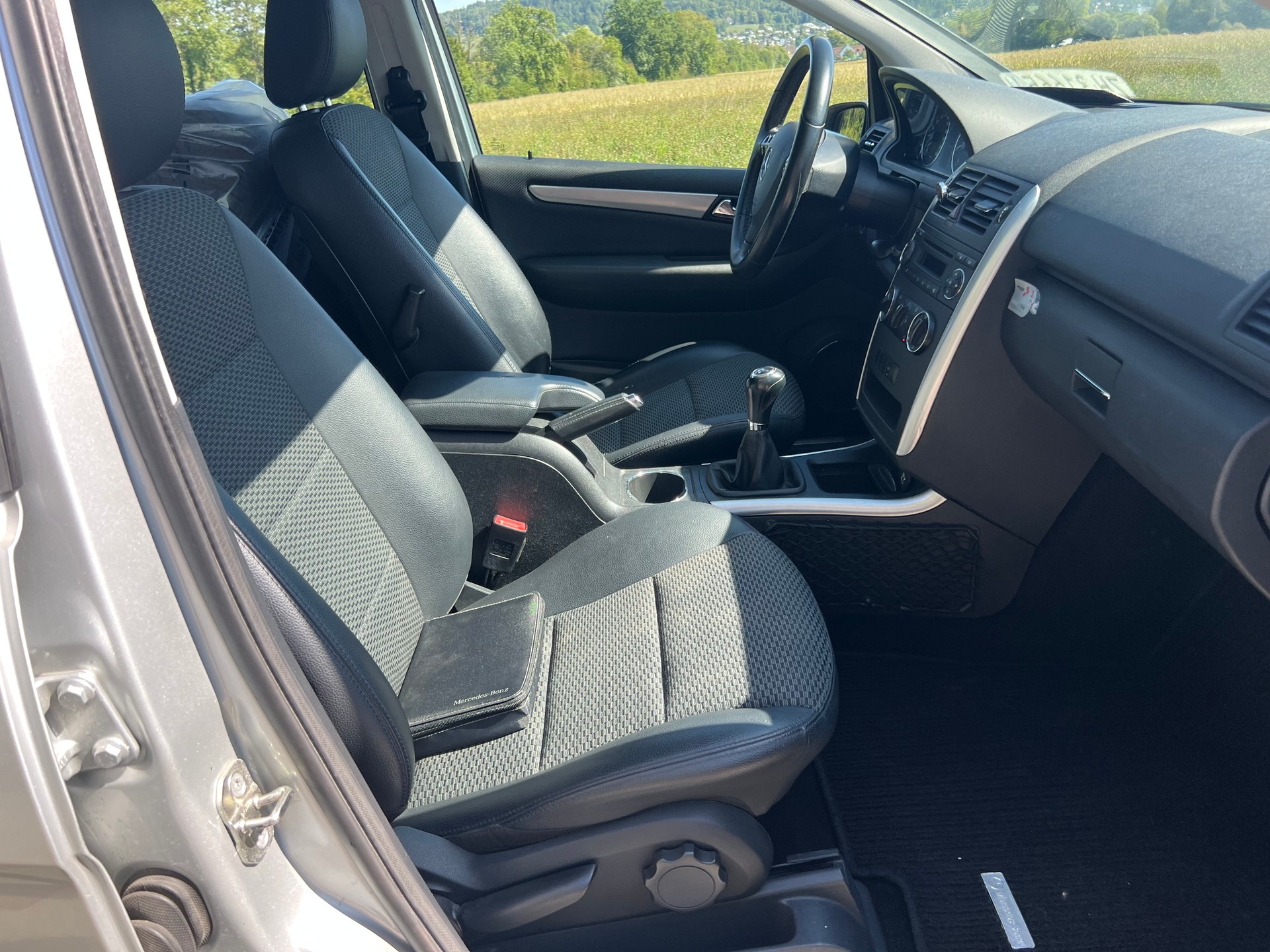 MERCEDES-BENZ A 180 (170) BlueEfficiency Avantgarde-image-6
