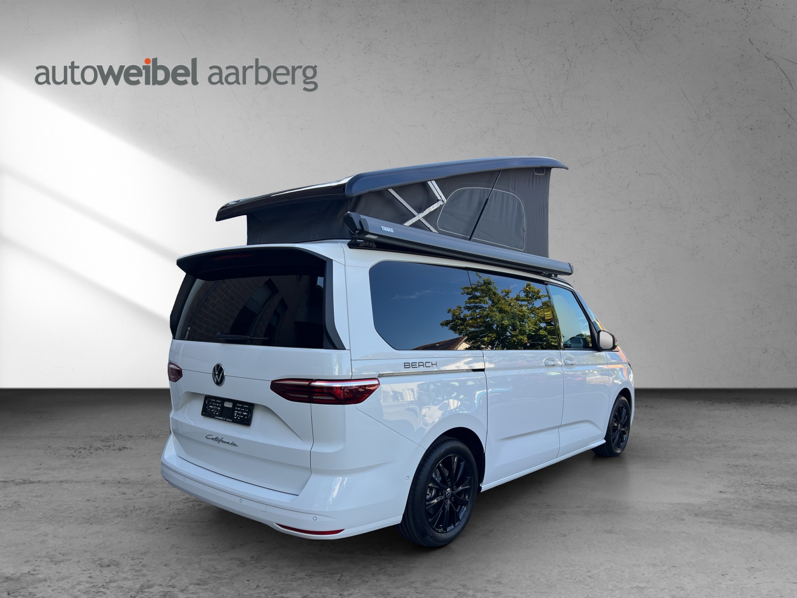 VW California 2.0 TDI Beach Tour Liberty-showroom-element-1