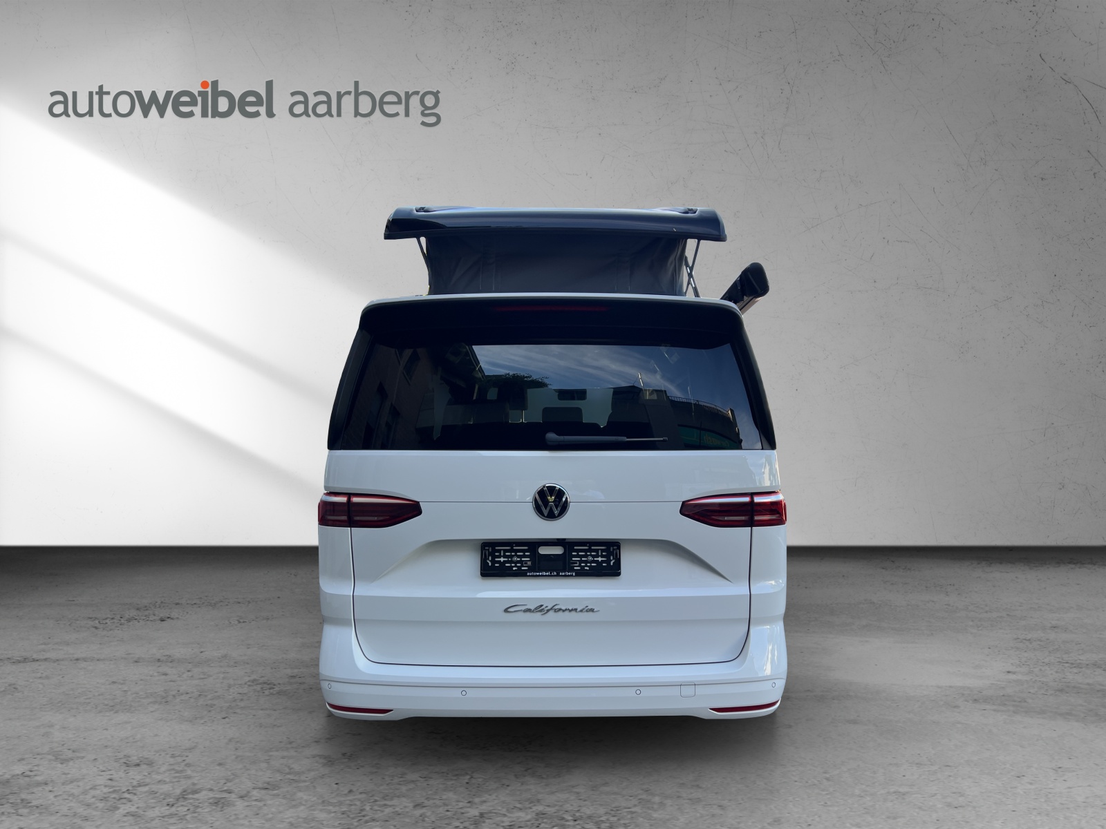 VW California 2.0 TDI Beach Tour Liberty-showroom-element-2