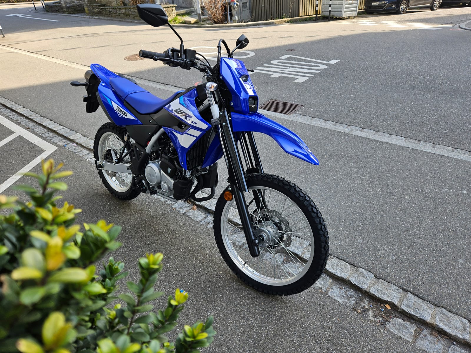 YAMAHA WR 125-showroom-element-2