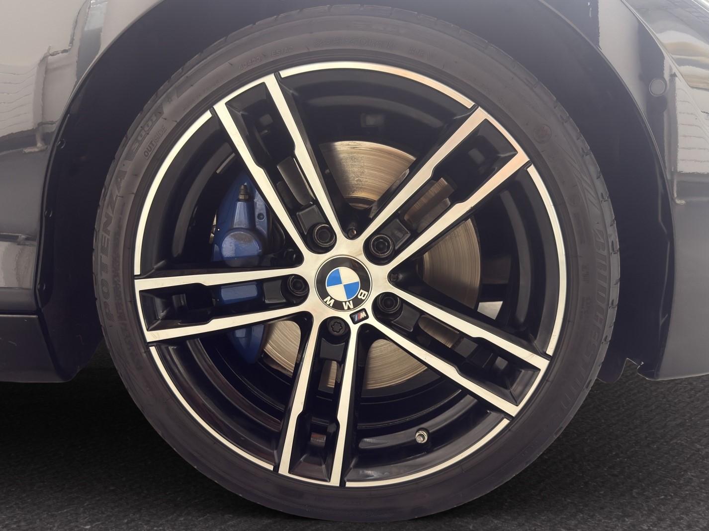 BMW M140i xDrive-image-11