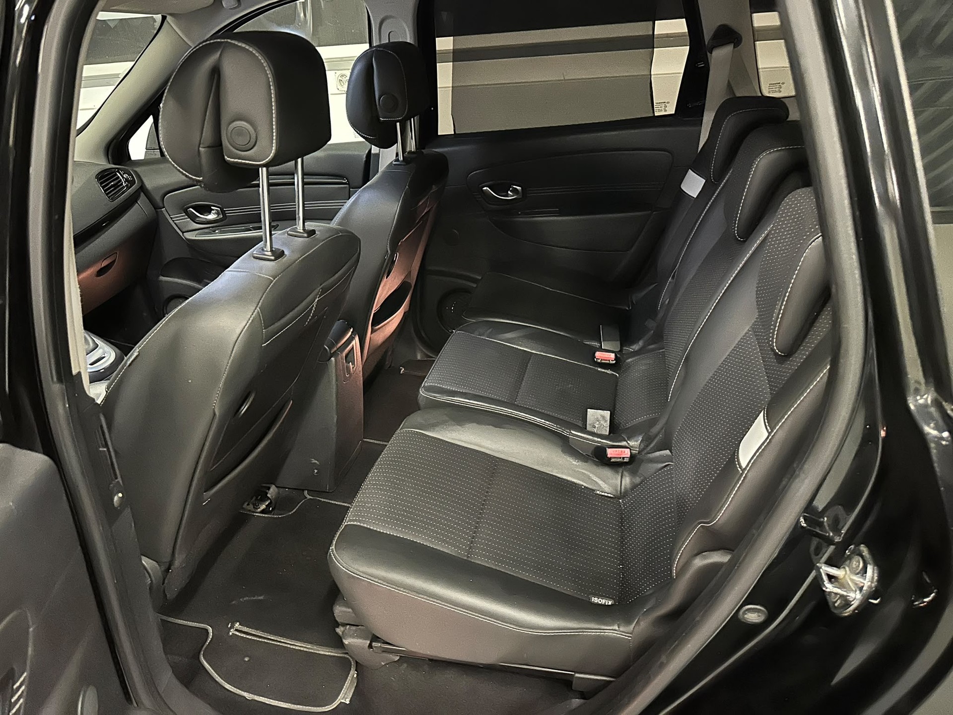 RENAULT Grand Scénic 1.5 dCi Bose EDC-image-11
