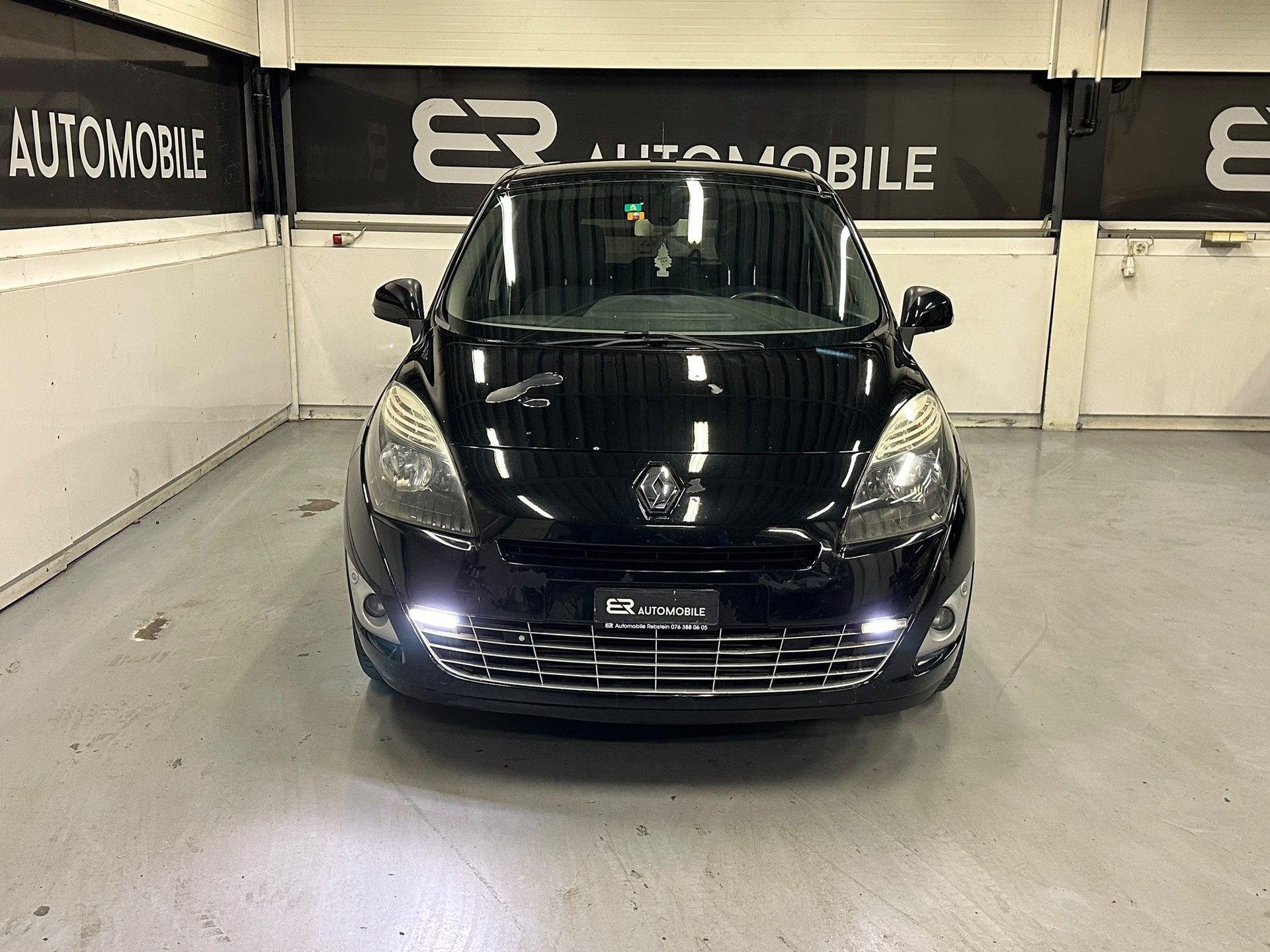 RENAULT Grand Scénic 1.5 dCi Bose EDC-image-6