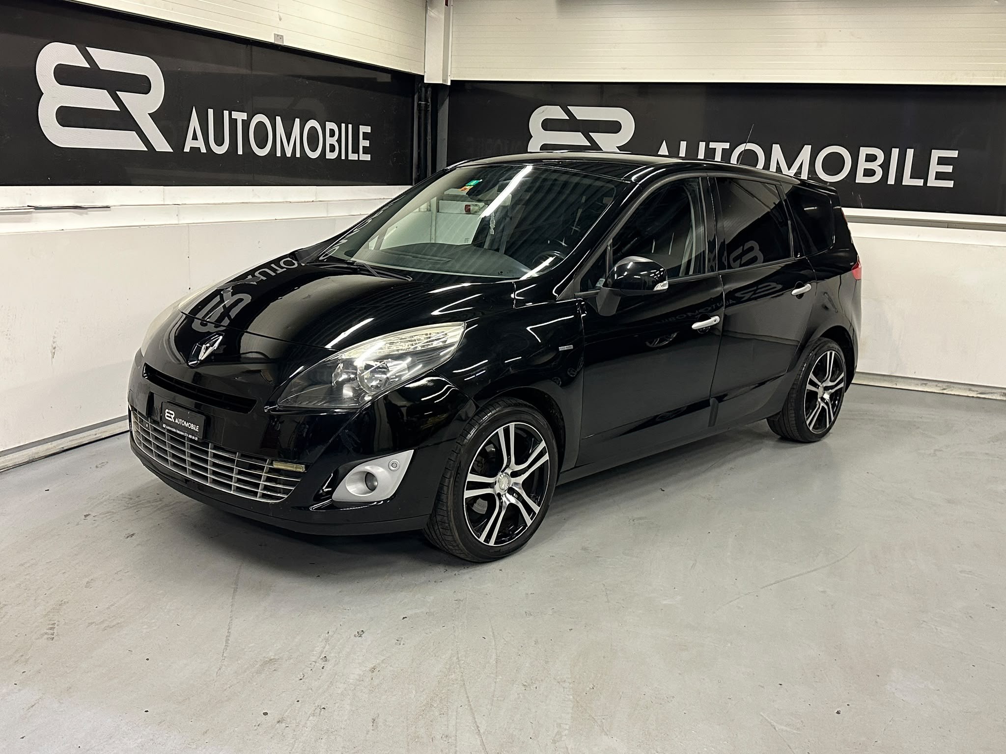 RENAULT Grand Scénic 1.5 dCi Bose EDC — slika 1